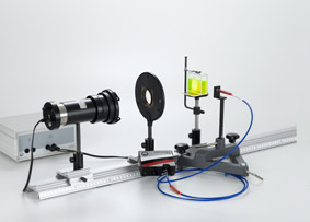 Aufnahme eines Fluoreszenzspektrums mit einem Spektrometer 
